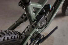 Load image into Gallery viewer, Privateer 161 complete bike in green